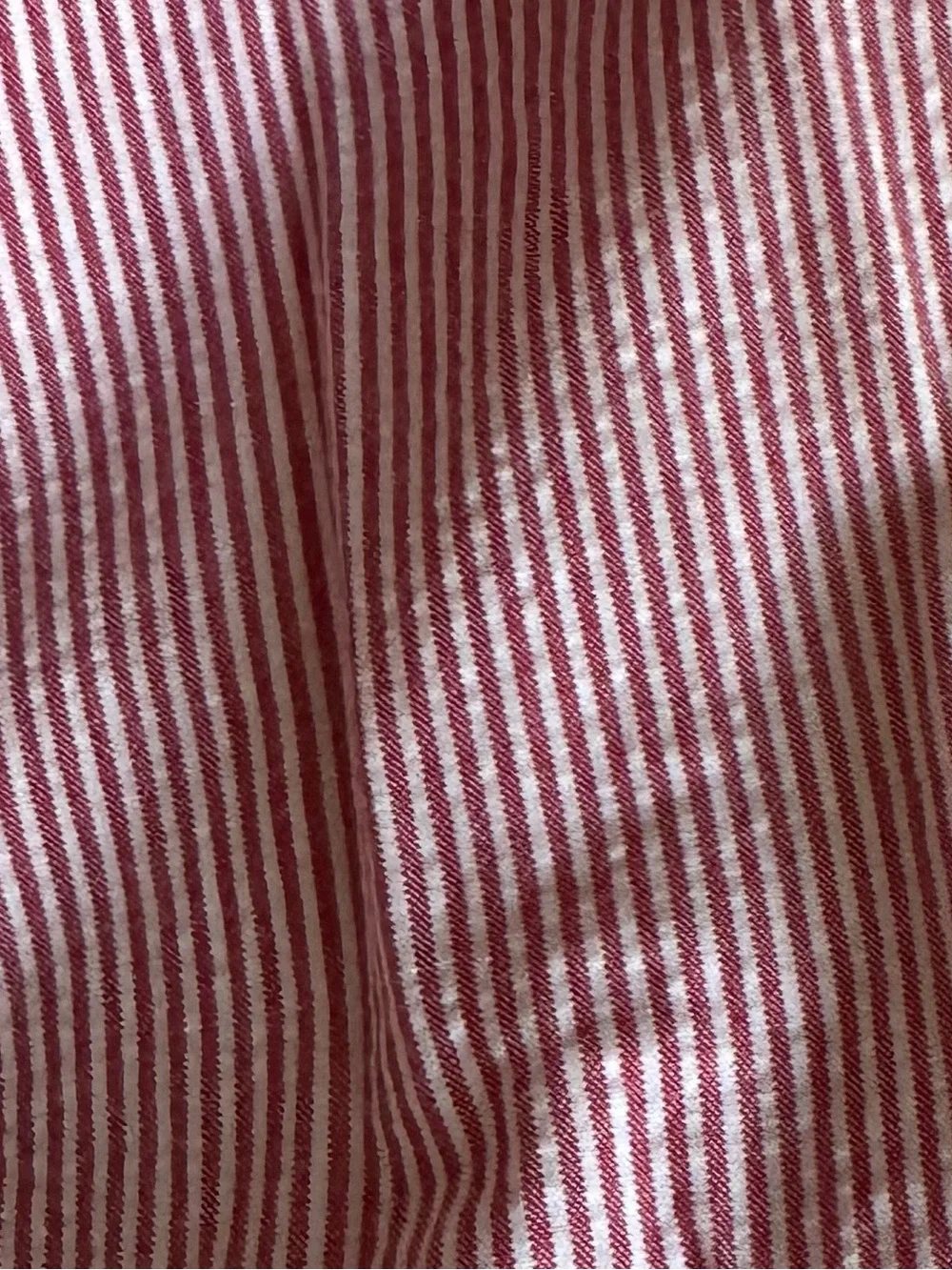IZOD Men’s Red & White Pinstripe Seersucker Shorts Size 36W